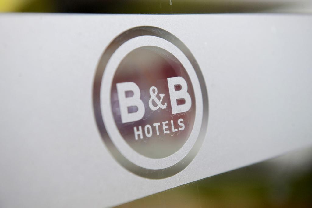 B&B Hôtel Hyères Eksteriør billede