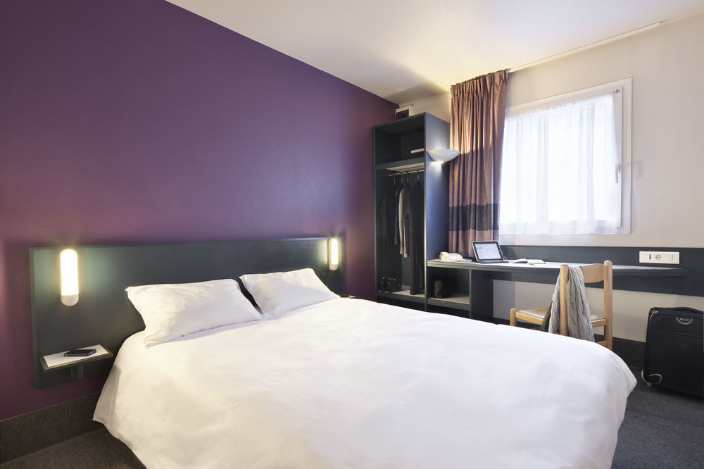 B&B Hôtel Hyères Eksteriør billede