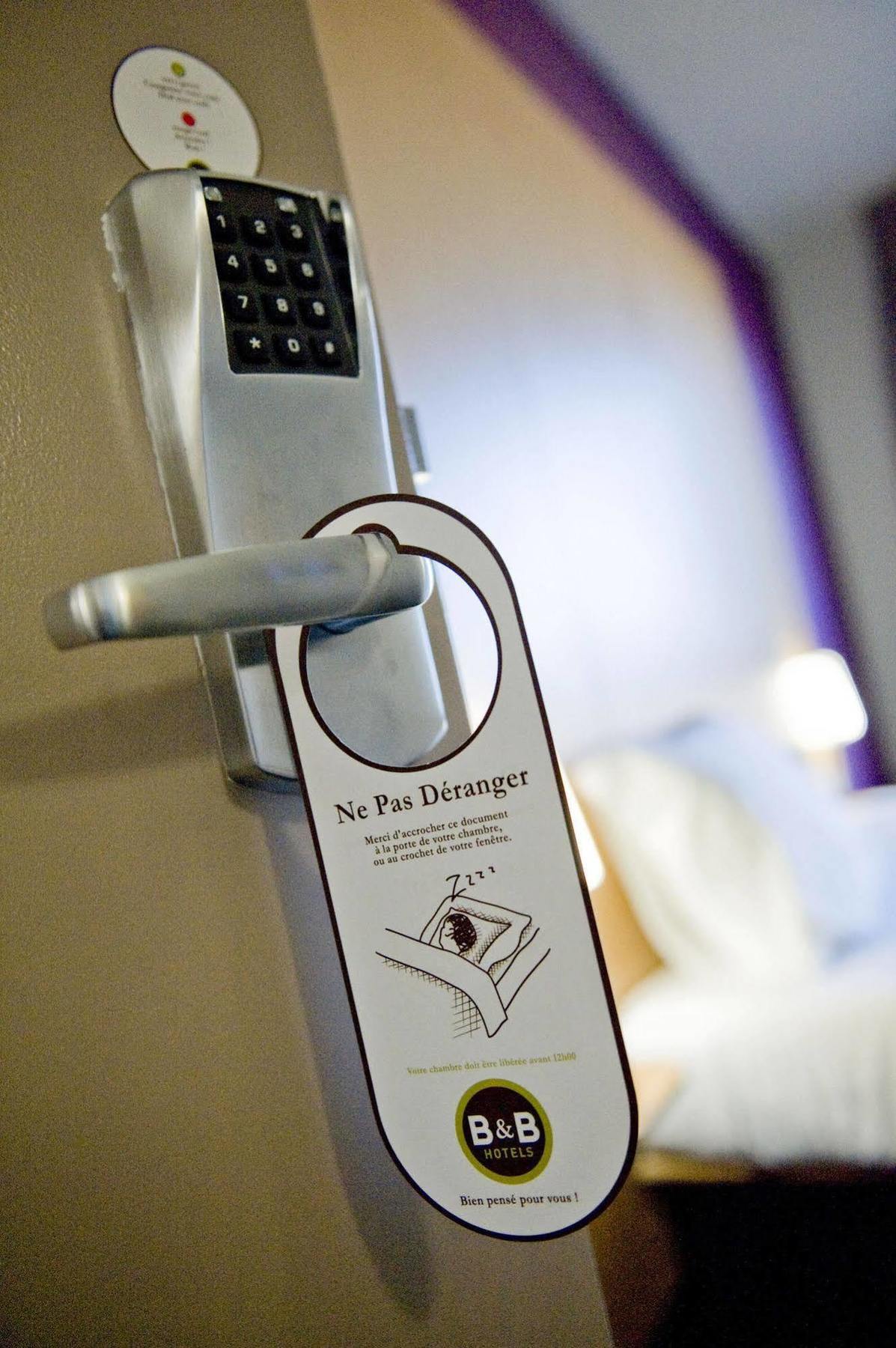 B&B Hôtel Hyères Eksteriør billede