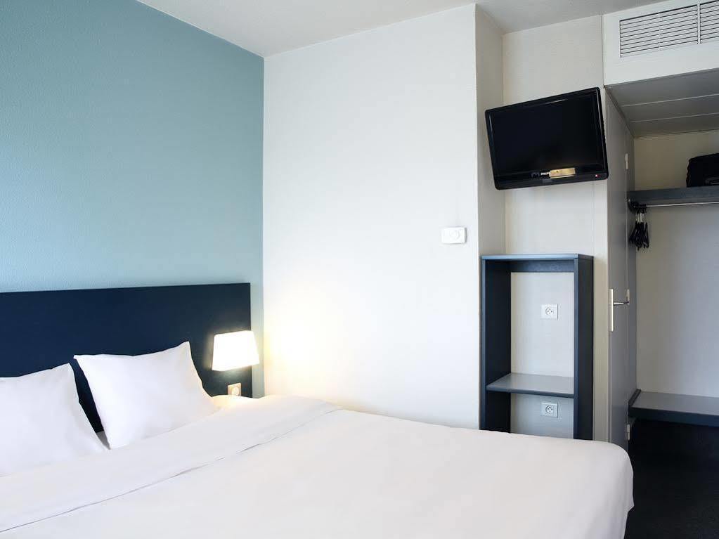 B&B Hôtel Hyères Eksteriør billede