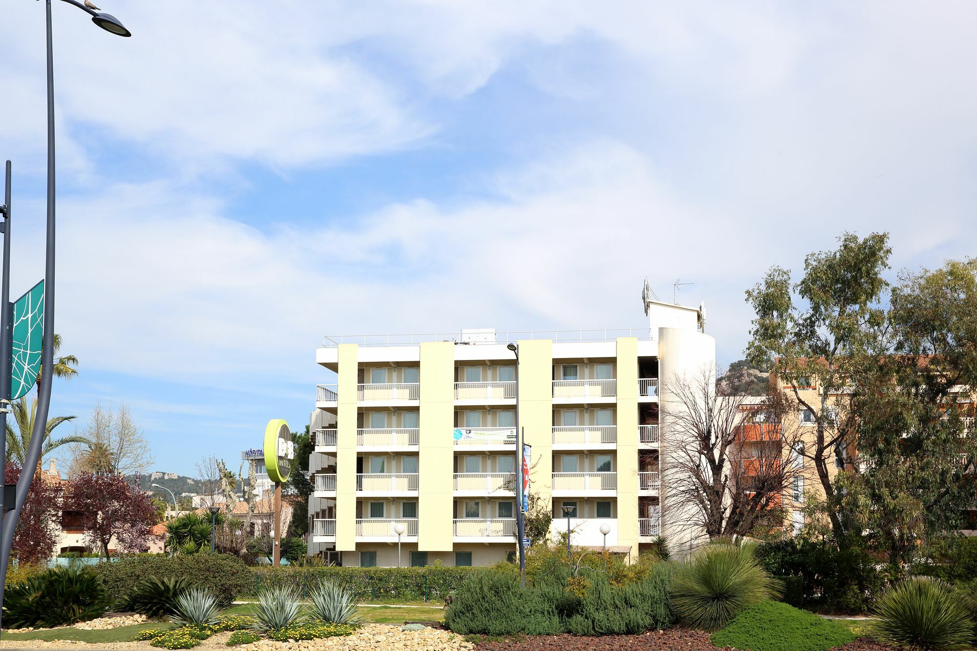 B&B Hôtel Hyères Eksteriør billede